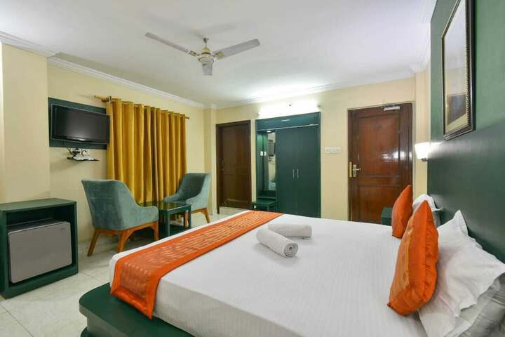 Room 19 of 37