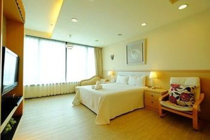 Room 12 of 39