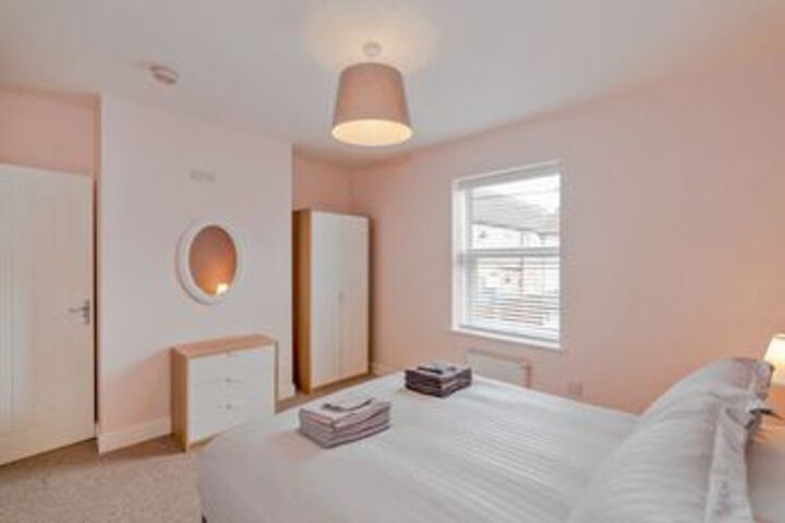 Room 10 of 31