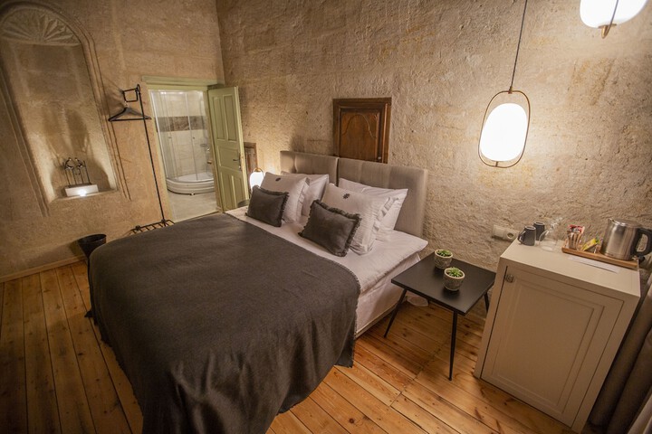 Room 12 of 57