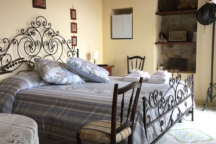 Room 16 of 78