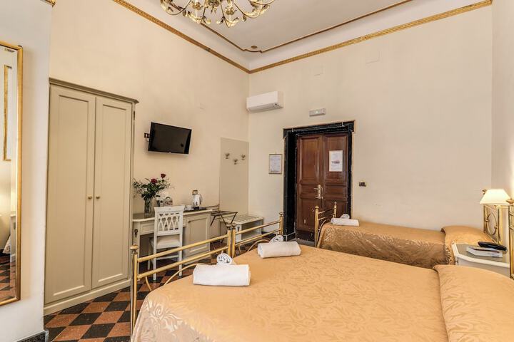 Room 62 of 125