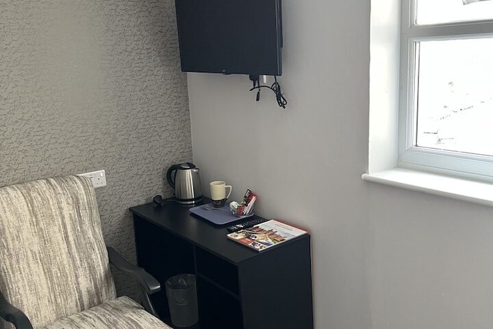 Room 18 of 88