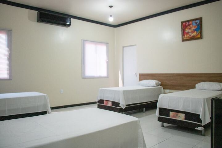 Room 7 of 16
