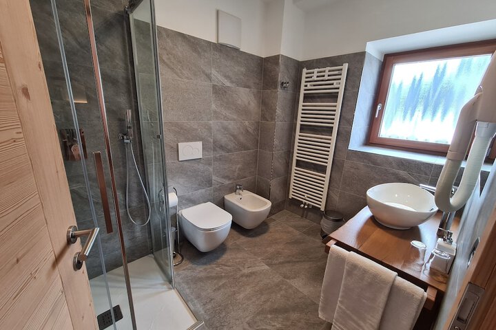 Bathroom Interior Photo