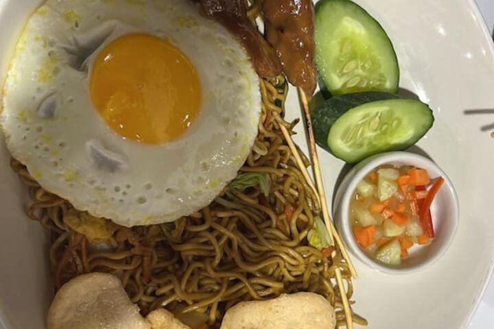 Dining 60 of 89
