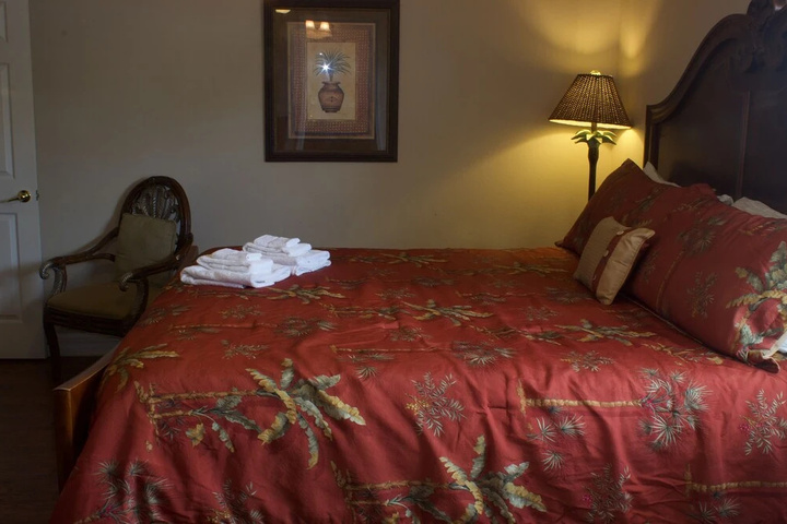 Room 4 of 22