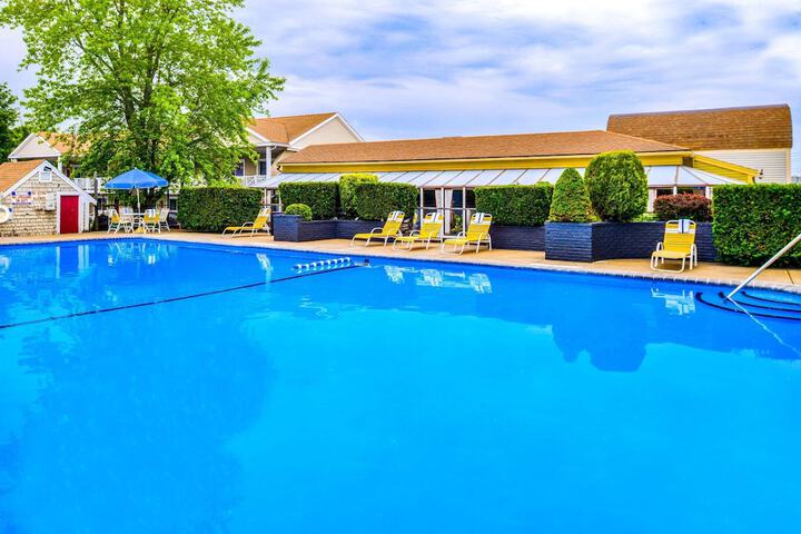 Pool 78 of 101