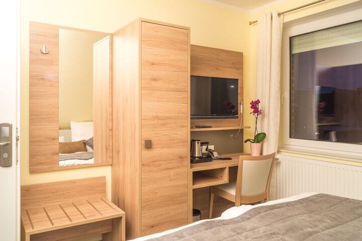 Room 17 of 58