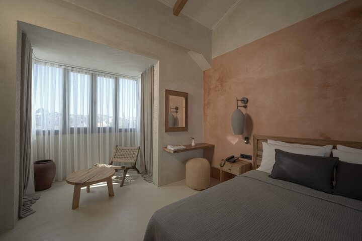 Room 21 of 84