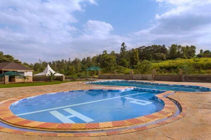 Pool 18 of 28