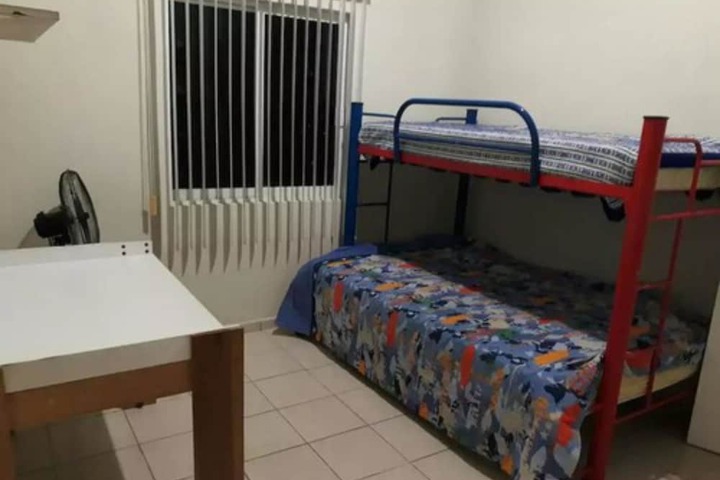 Room 2 of 9