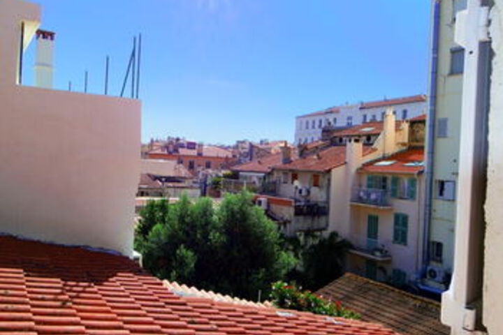Hotel 3 of 6