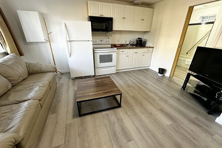 Room 46 of 68