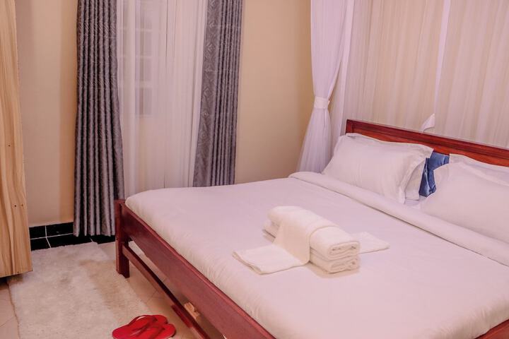 DAYO SUITES AND HOTEL