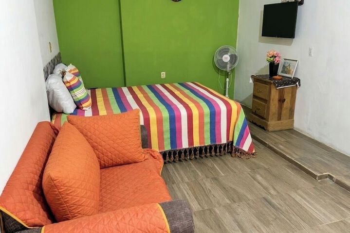 Room 16 of 28