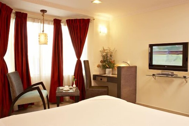Room 6 of 26