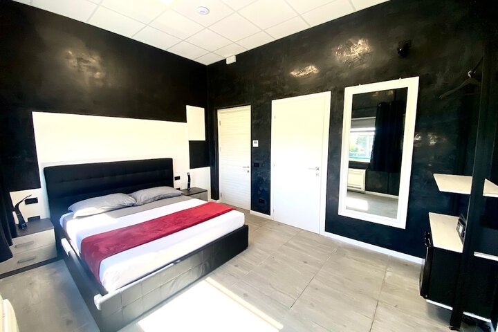 Room 35 of 52