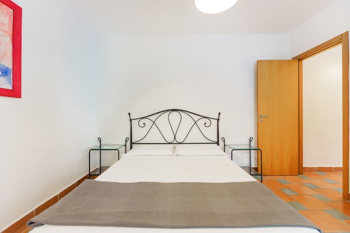 Room 27 of 75