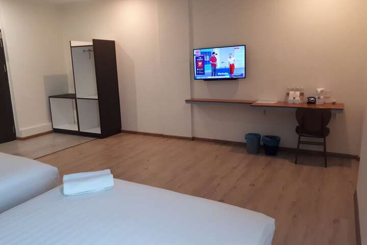 Room 21 of 41