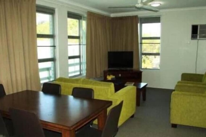 Room 20 of 32
