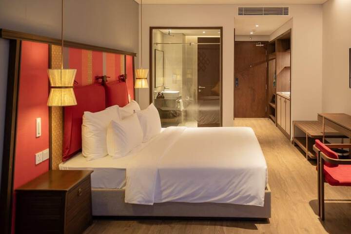 Room 21 of 35
