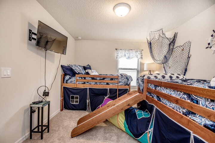 Room 15 of 47