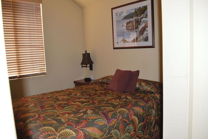 Room 8 of 24