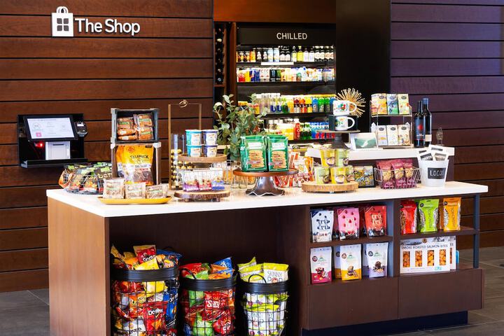 Snack bar