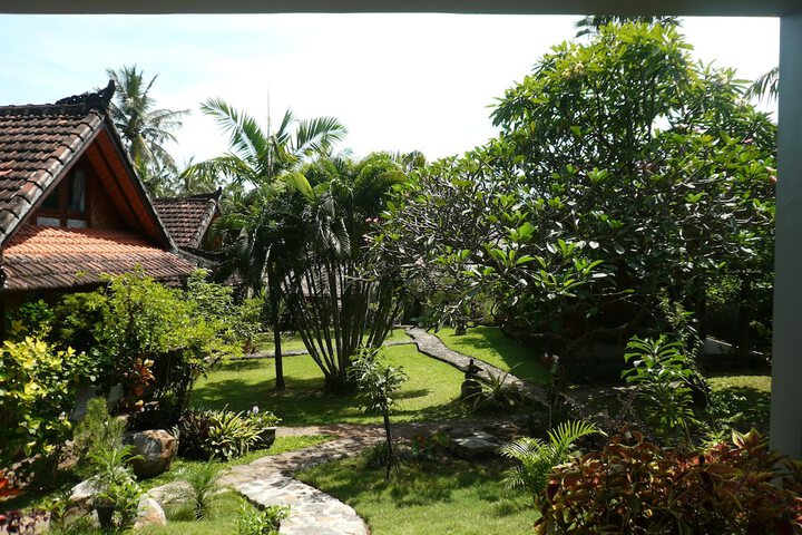 Hotel Exterior 56 of 58