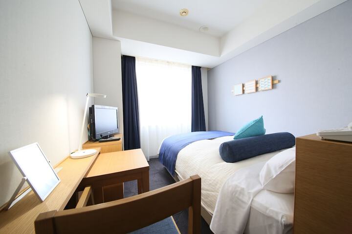 Room 8 of 58