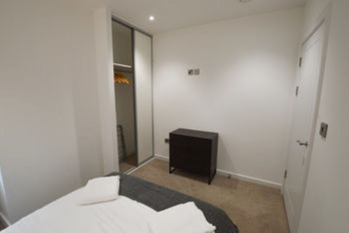 Room 14 of 38