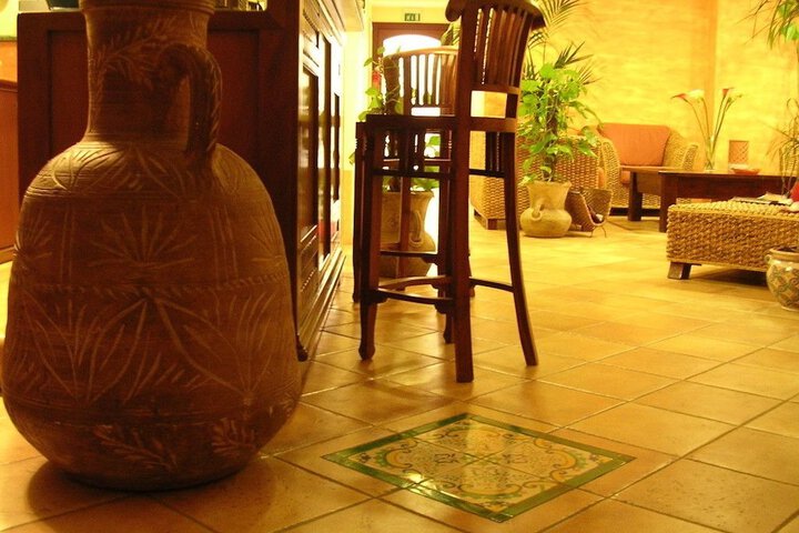Hotel 58 of 61