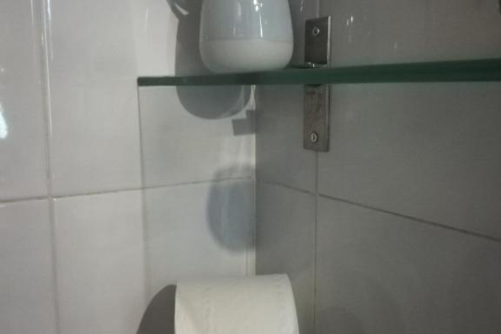 Room 6 of 6