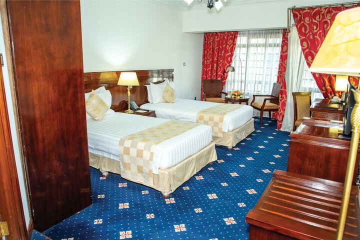 Room 5 of 50