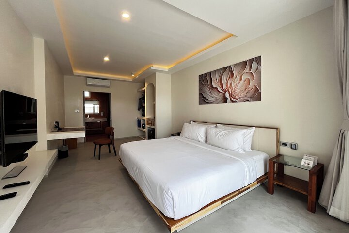 Room 30 of 207