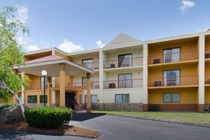 Hotel 16 of 28