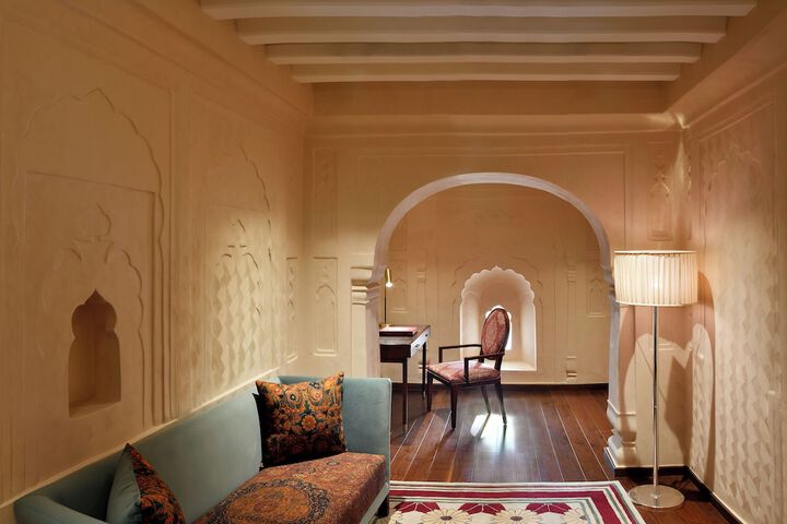 Room 23 of 56