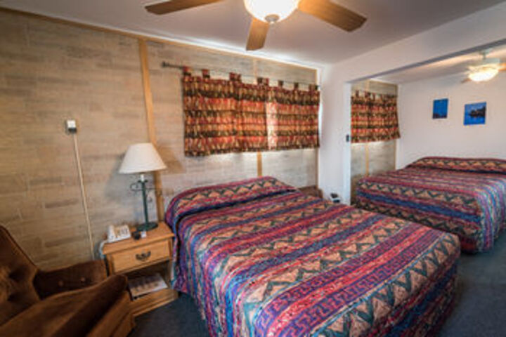 Room 18 of 48