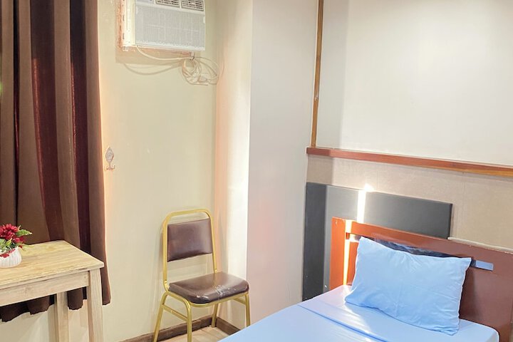Room 43 of 51