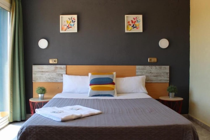 Room 9 of 22