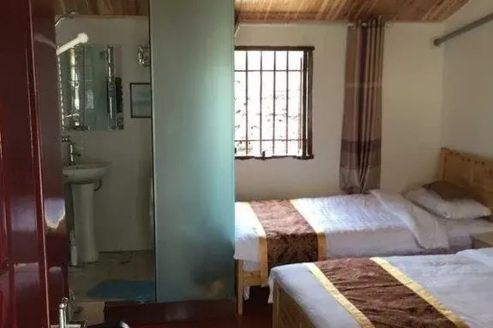 Room 4 of 11