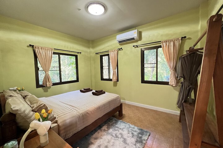 Room 4 of 44