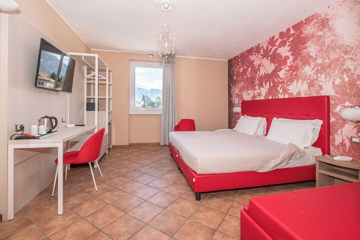 Room 16 of 26