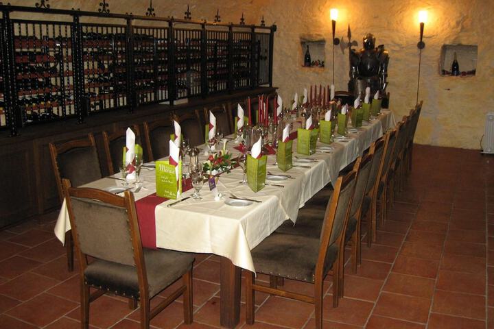 Dining 39 of 68