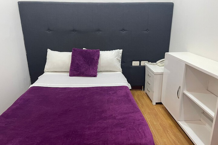 Room 15 of 23