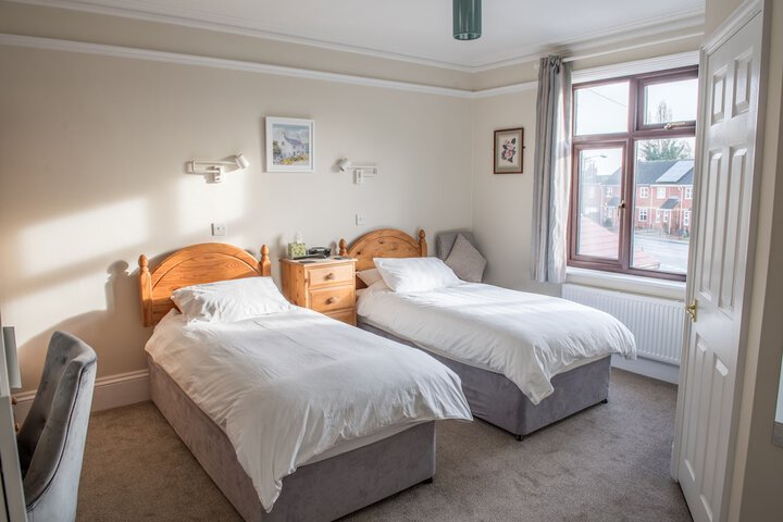 Room 12 of 36