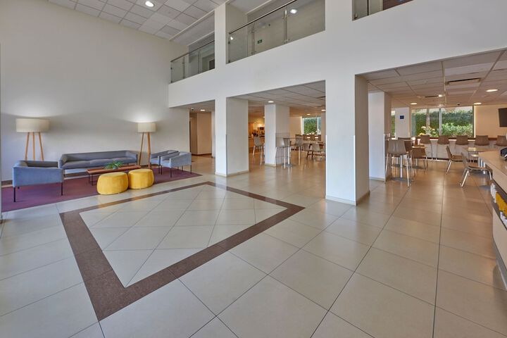 Hotel Lobby