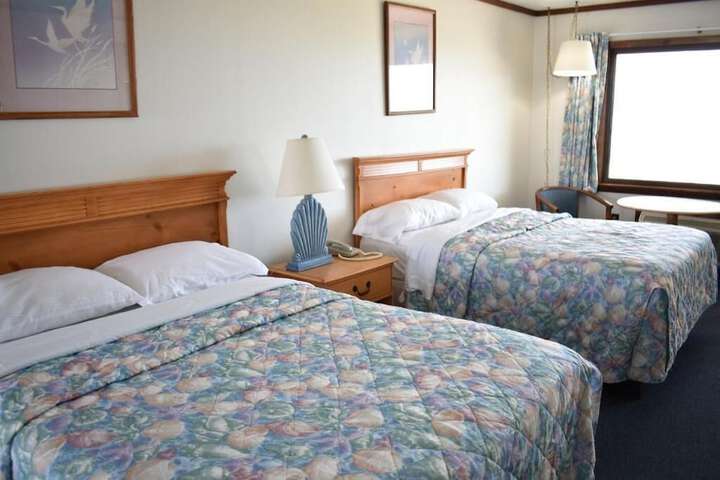Room 4 of 43