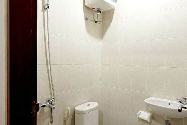 Room 18 of 42